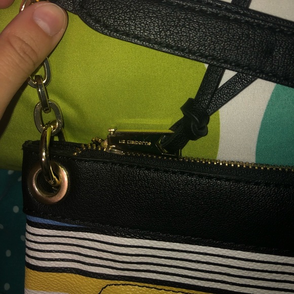 liz claiborne purse - Picture 4 of 8